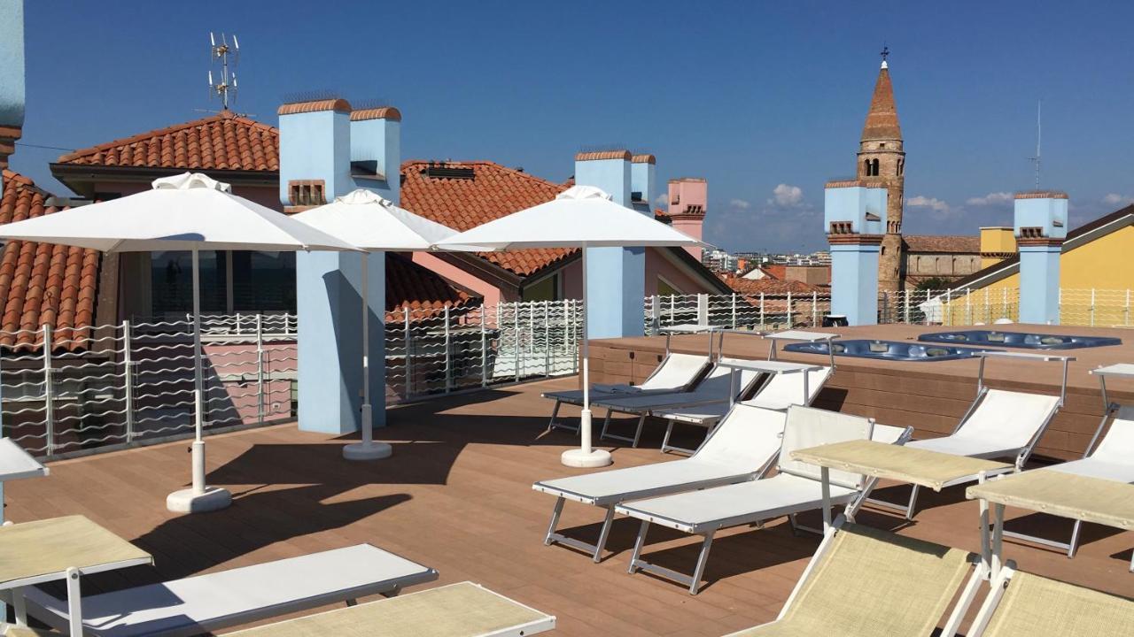 Ca Dell'Angelo - Caorle Aparthotel Bagian luar foto