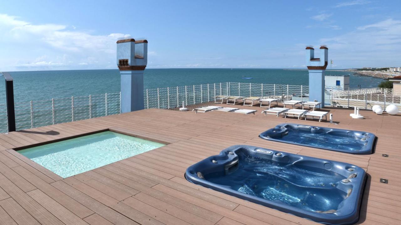 Ca Dell'Angelo - Caorle Aparthotel Bagian luar foto